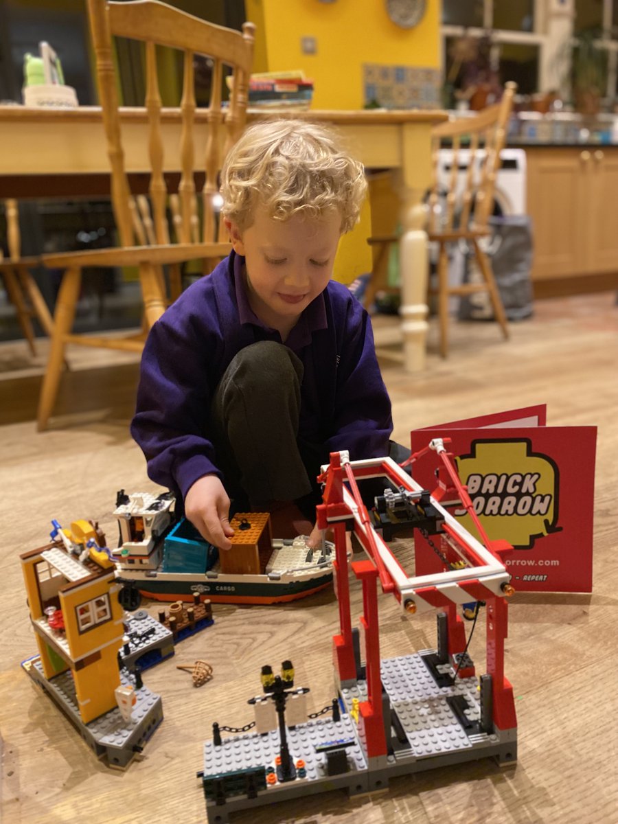 BrickBorrow's tweet image. ❤️ Arlo spent the entire weekend diving into the LEGO® City Seaside Harbour with Cargo Ship - built with Brick Borrow. Full-on building mode activated. We love seeing Arlo and his mum, Faye, making the most of their subscription.

#lego #brickborrow #legocity #christmasgiftideas