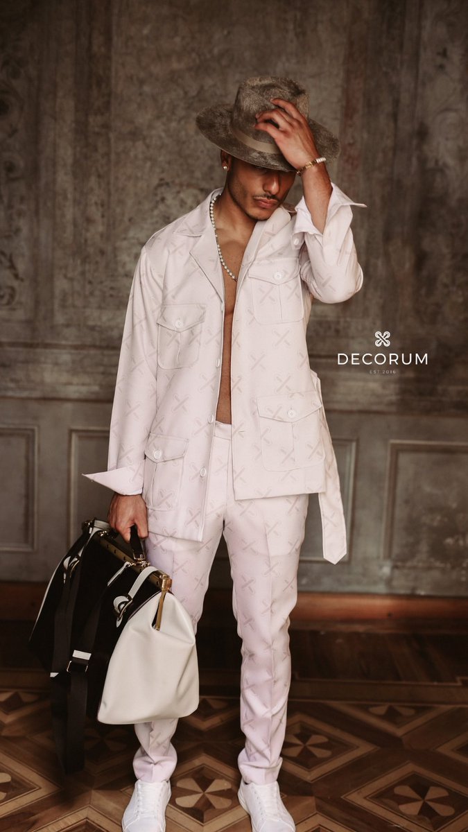 mister_Decorum's tweet photo. When you enter things change with House of Decorum Safari 🎯🎯🎯🎯By Appointment Only!!! https://t.co/qB1gpodxZe