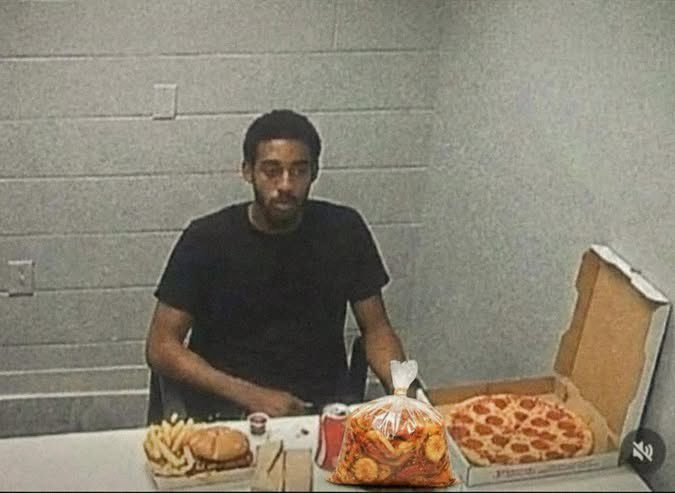 _Splashgxd's tweet image. That man is tellin tellin 🤣🤣🤣🤣