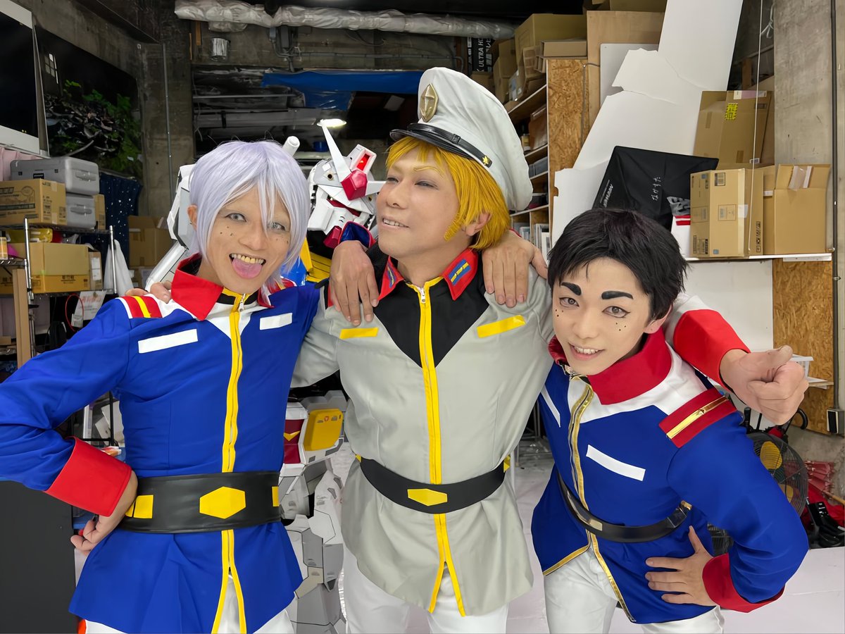 サイド6の街に繰り出そうと浮かれる3人＋RX78-2
📷️ <a href="/PierreCurieX/">キヨシロウ</a> 
#ファースト大型1214