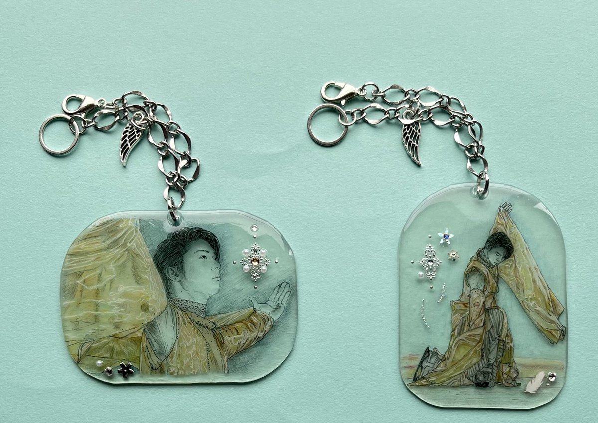 #伸びた伸びないは置いといて2025年自身が思う力作
初めてのお衣装色塗り😅
色鉛筆の茶系と黄色の重ねでお衣装の濃淡を出したﾂﾓﾘ…
オーガンジーの透け感は白鉛筆で透け感とｷﾗｷﾗ感出てると嬉しいﾃﾞｽ(お顔は塗れないでいます🫠)
#羽生結弦
#萬斎ボレロ
#nottestellata2025