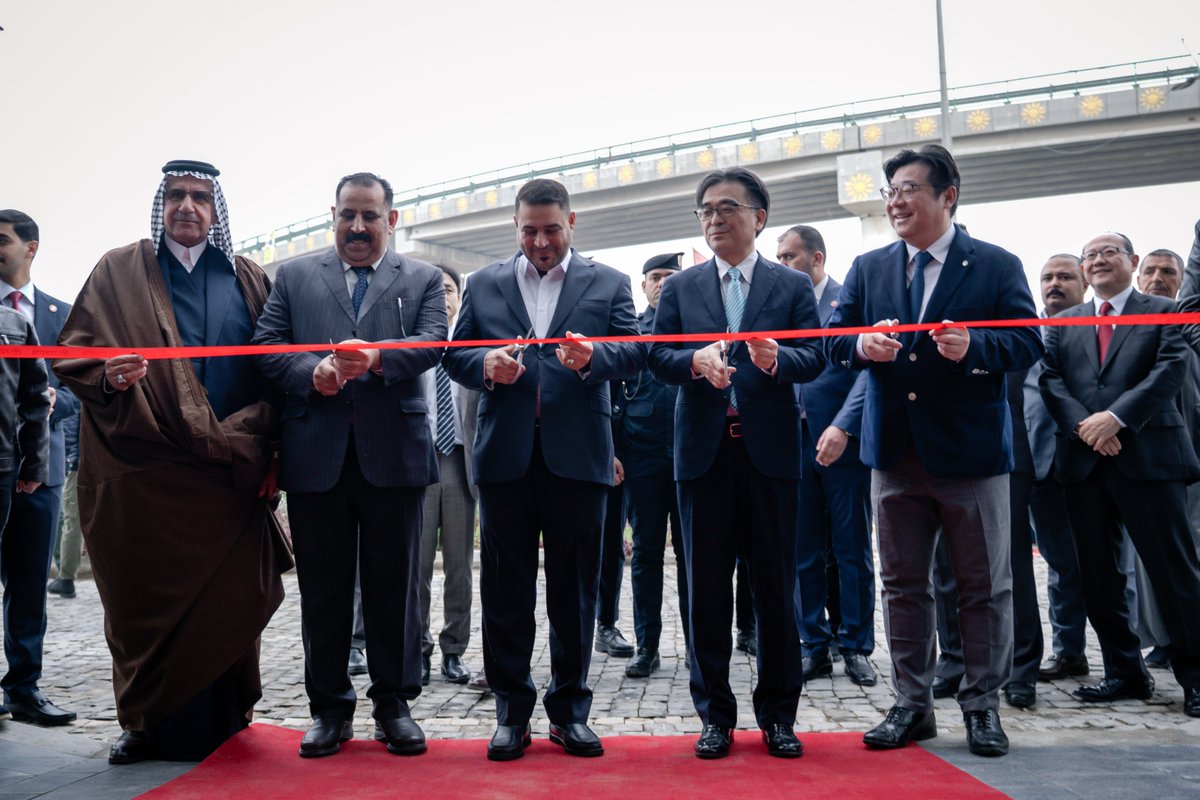 ToyotaIraq's tweet photo. This week, Al-Kut witnessed the opening of Al-Bar Company, authorized by Toyota Iraq to use the trademark of Toyota in the city. This marks one more step in our journey to bringing authorized Toyota services closer to the people in each governorate and into their everyday lives. https://t.co/jO5nZ256UI