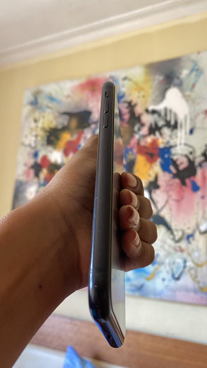 Phone ipite moyo utsale
iPhone XR 
64GB 
Face ID 
True Tone 
Battery 🔋 79%
MK700,000.00 Nego 
All clean 
0894436580 WhatsApp Lilongwe