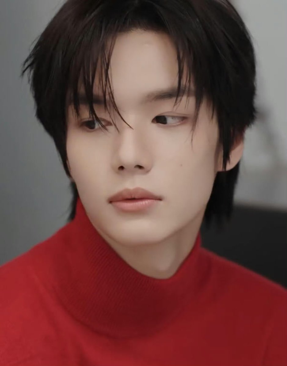 vayinthe's tweet photo. the face that gonna run South Korea economy in few months
#SMTR25 #LOFFICIELxSMTR25
#HAMIN #LEEHAMIN #SONGHA #LEESONGHA https://t.co/Bxe2UColcH