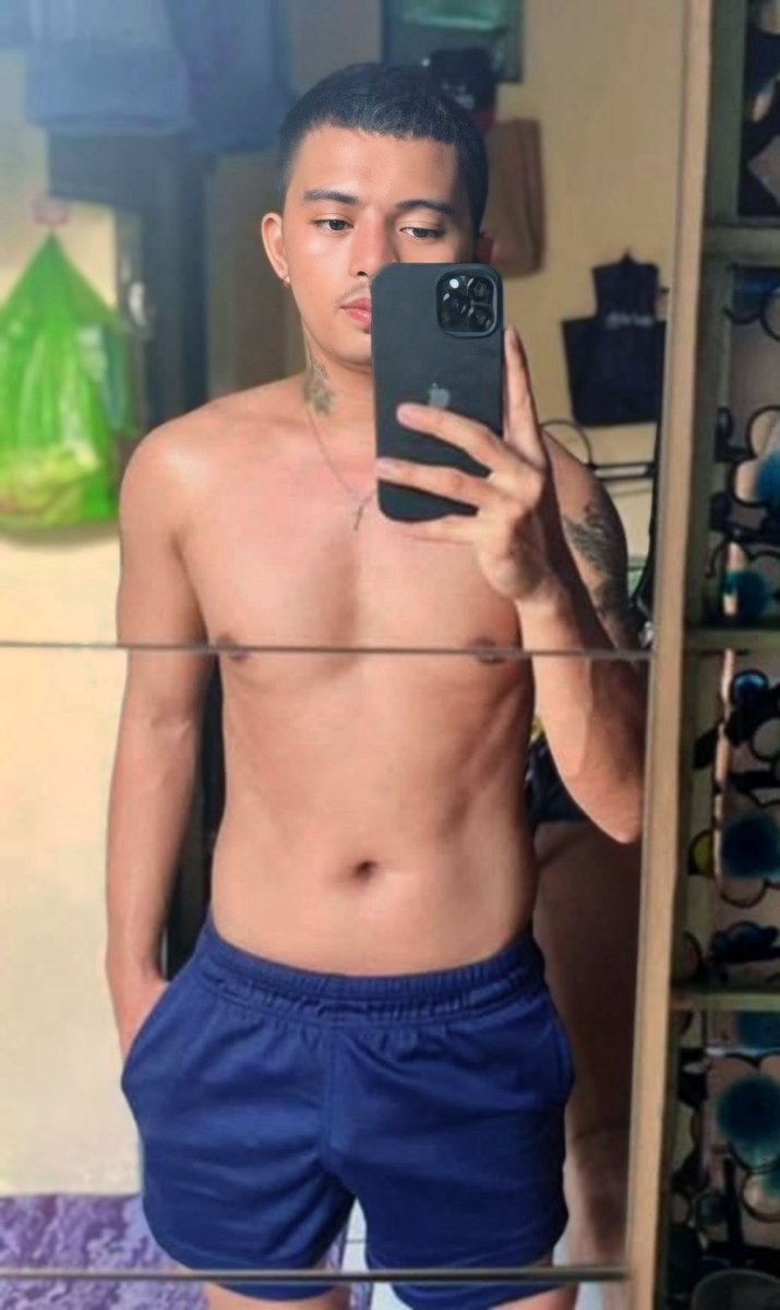 HilotRoyy's tweet photo. available for massage💆‍♂️ https://t.co/K2Dzycat2W