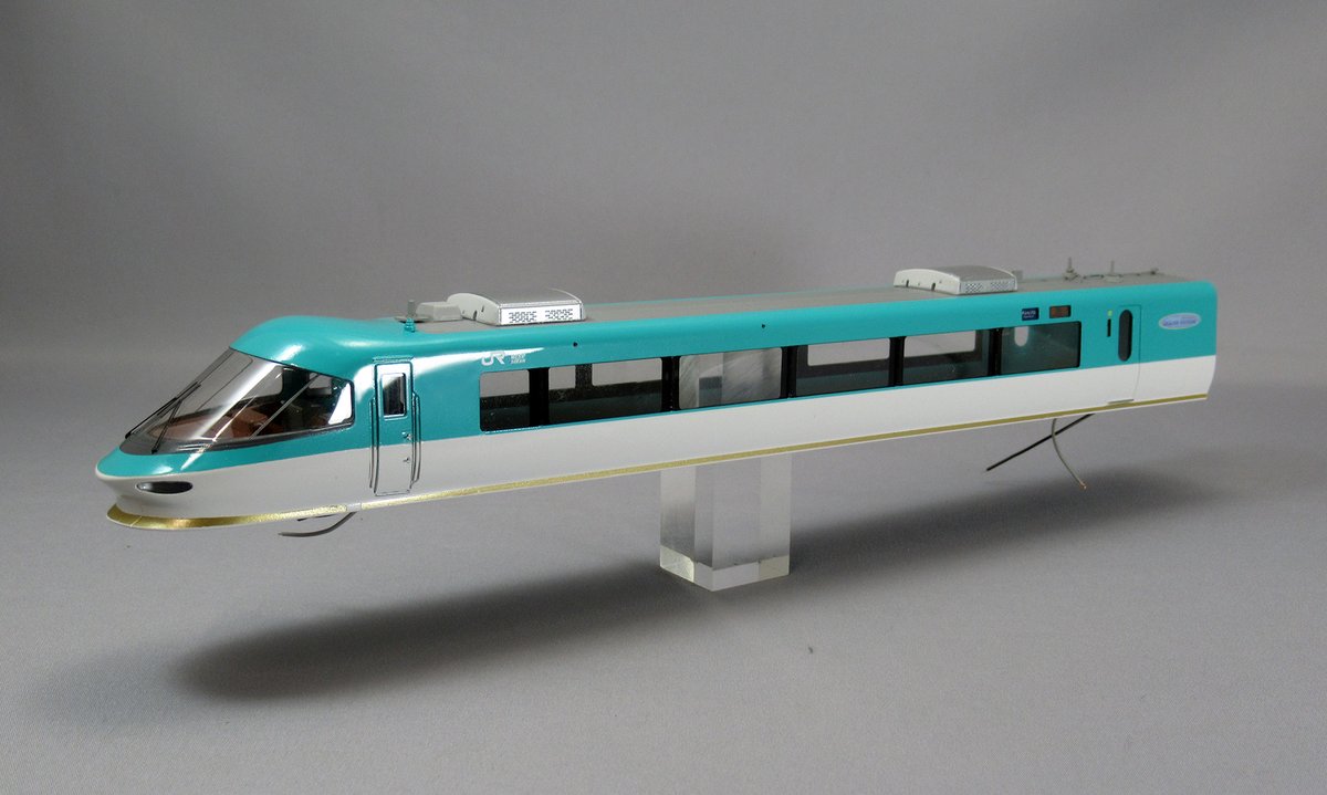 エンドウからお知らせです。JR西日本283系の組み立てが大詰めです