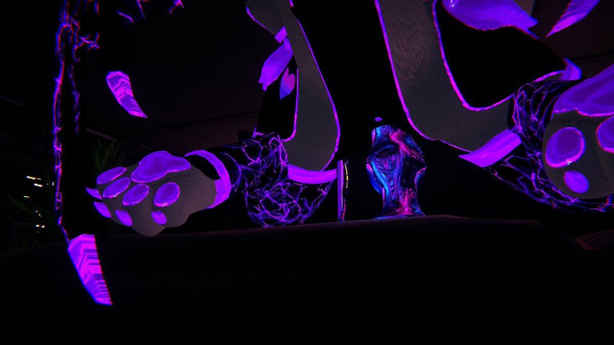 Angel1Wolf's tweet photo. having some fun with my toys 💜
#hobkin #furrynsfw #vrnsfw https://t.co/2zzmRAxvlU