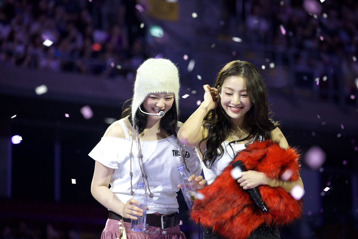 19961109mom's tweet image. 251214
UJB🥹💚🧡
#TWICE #트와이스
#JEONGYEON #정연 #JIHYO #지효
#TWICE_THISISFOR_WORLD_TOUR_BANGKOK