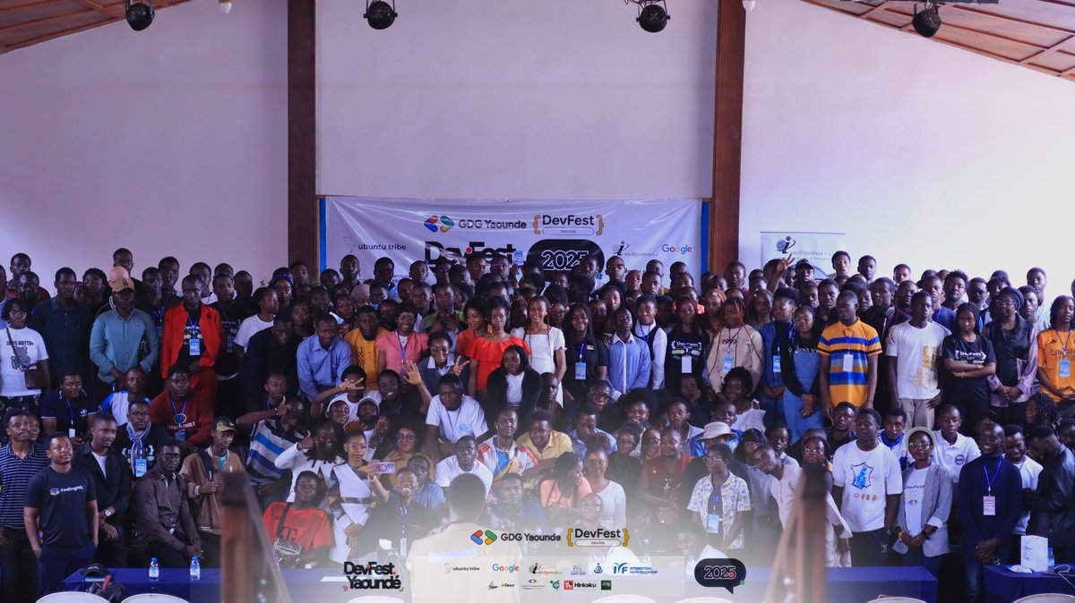 Oh, I forgot to post! 😅 Had an amazing time at DevFest Yaoundé thanks to the fantastic organisation by <a href="/GDGYaounde/">GDG Yaoundé #DevFest2025</a> 

I spoke about Offline Intelligence—how we can use AI without an internet connection, crucial for remote areas in Africa. Big thanks to the incredible speakers
