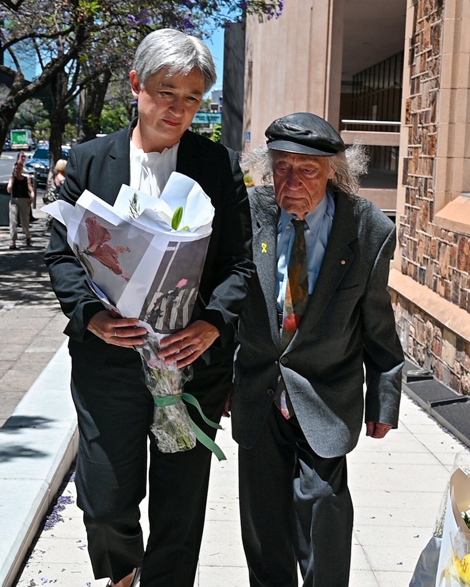 Senator Penny Wong tweet media