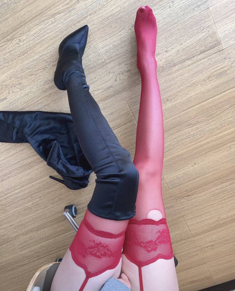 轻一点好疼 tweet media