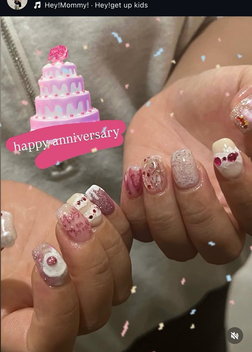 B'zガチ勢のネイリストさんが4周年の時のネイルをSNSにあげてくれたん