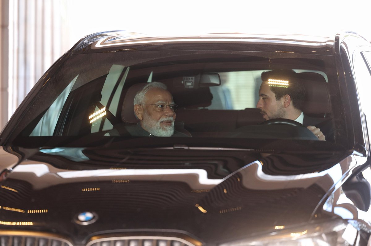narendramodi's tweet image. On the way to The Jordan Museum with His Royal Highness Crown Prince Al-Hussein bin Abdullah II.