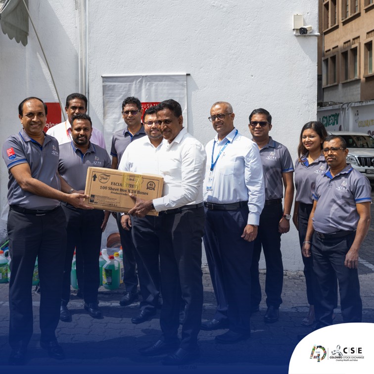 CSE_Media's tweet image. The Colombo Stock Exchange (CSE), in collaboration with the Colombo Stock Brokers Association (CSBA), has partnered with the Manusath Derana Flood Relief Programme to extend essential assistance, relief, and hope to families impacted by the recent floods.

#CSR #CSE #helpinghands