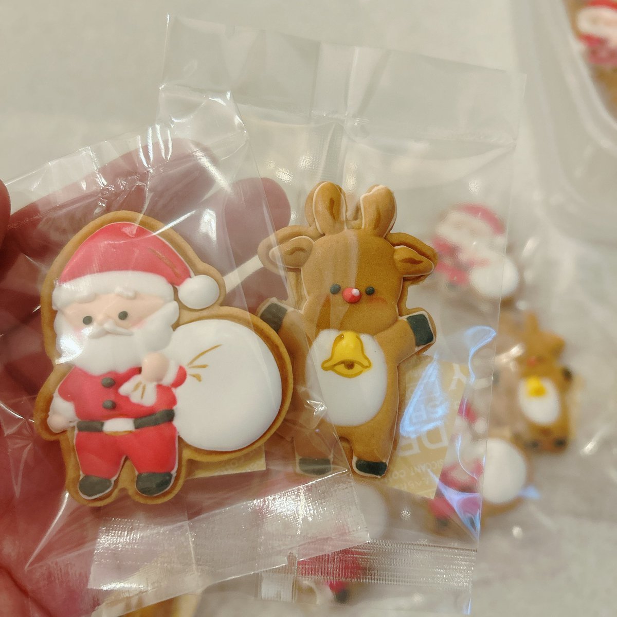 RIE88122622's tweet photo. クリスマス会🎄の手土産に久しぶりにアイシング🎅🦌🩷 https://t.co/nJm6bNiy8W