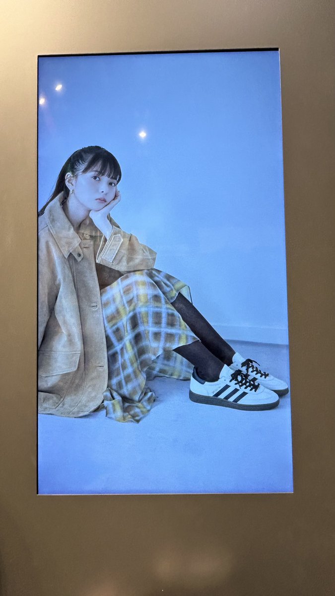 靴も欲しかったけど金欠すぎるのでお預けであすかちゃんを探しに行く為