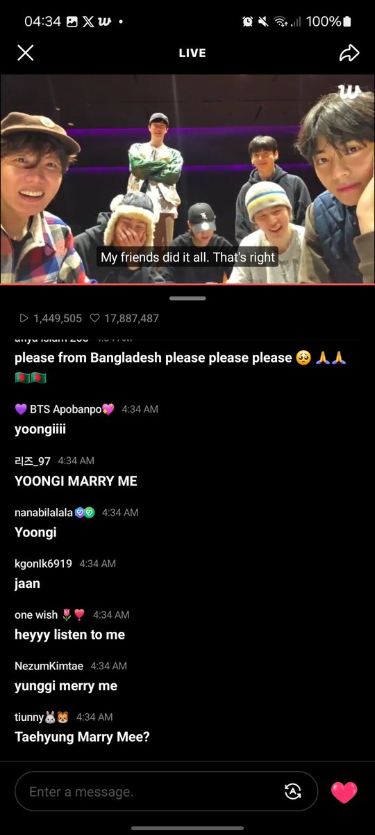 byparkk's tweet photo. Estou tão conectada com eles que eu acordo aleatoriamente de madrugada e está tendo LIVE OT7 https://t.co/65ovNhzr7w