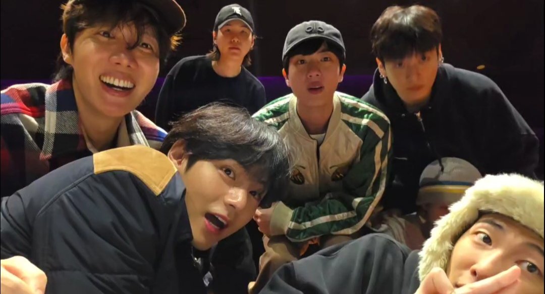 bts_twt_YNG1's tweet image. 