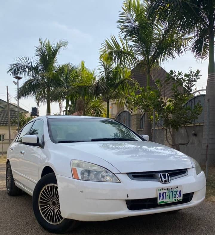 AutoRx_Motors's tweet photo. 2004 HONDA ACCORD 
Belgium grade 
First body✅ 
Sealed engine ✅
Sealed gear ✅
Chilling A.c✅
Neat interior ✅
Leather seat ✅
Open roof✅
New tires✅
Alloy rim ✅
Everything in pristine condition 
💰5m only
📍Abuja 
#CarsForSale #cars #Abuja #AbujaTwitterCommunity #Forex #Web3 https://t.co/8S5j9a42h2