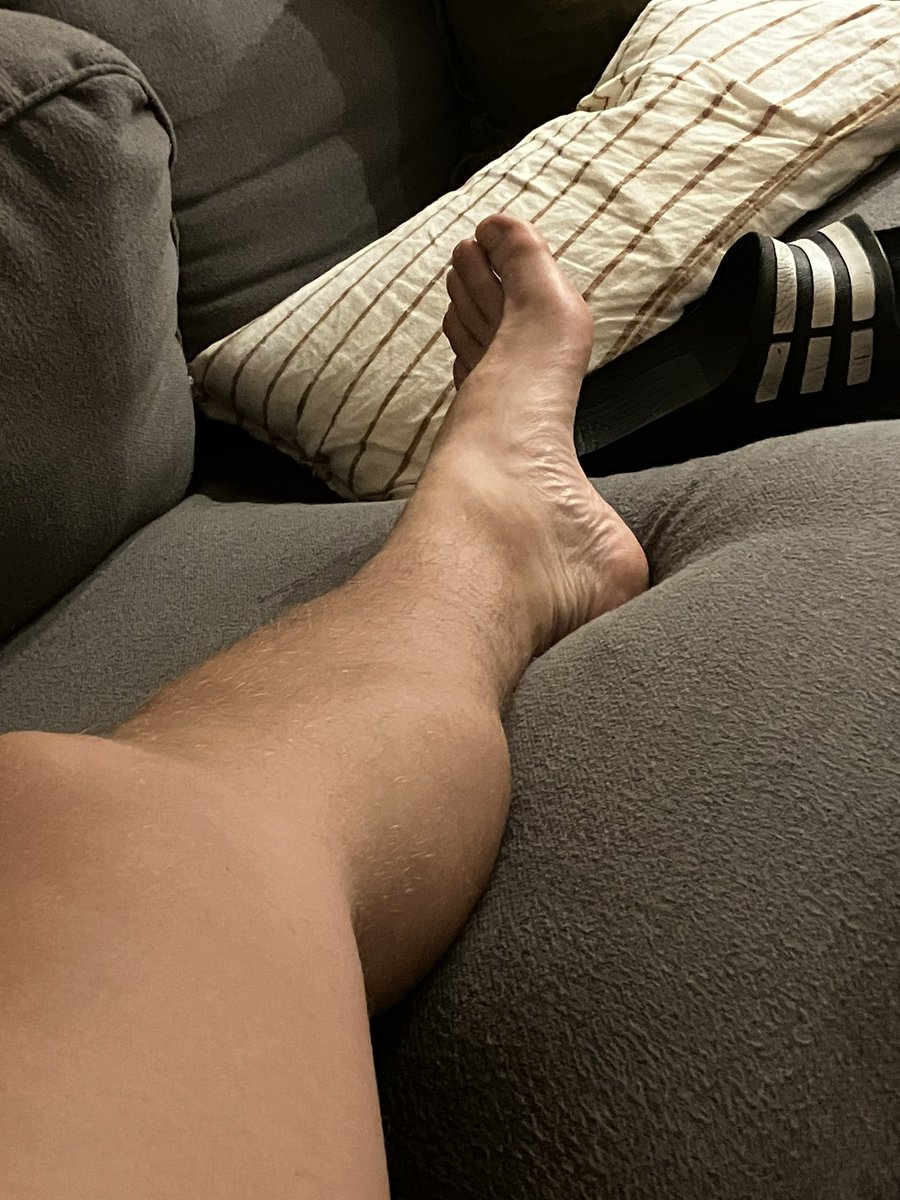 benessexfeet's tweet image. Slept like garbage - so step up and make me feel better💪🏽🦶🏻