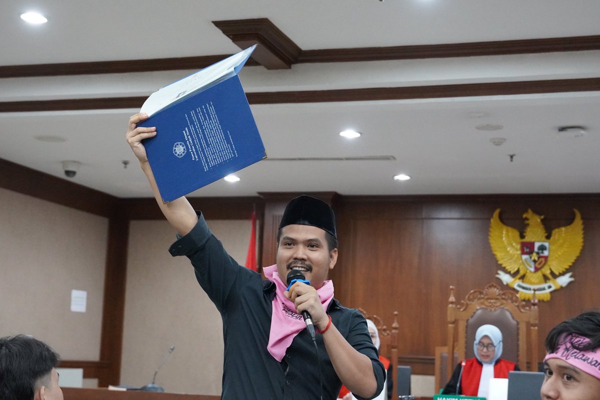 LBH_Jakarta's tweet image. Sedang berlangsung sidang para tahanan politik di PN Jakarta Pusat, yakni Pedro, Khariq, Syahdan, dan Muzzafar. 

📸 LBH Jakarta