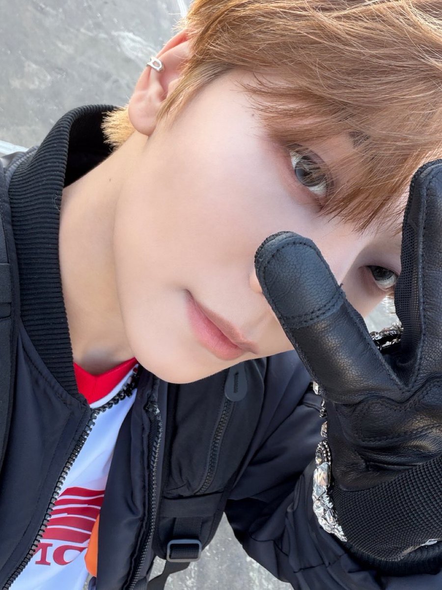 uinlong's tweet image. 