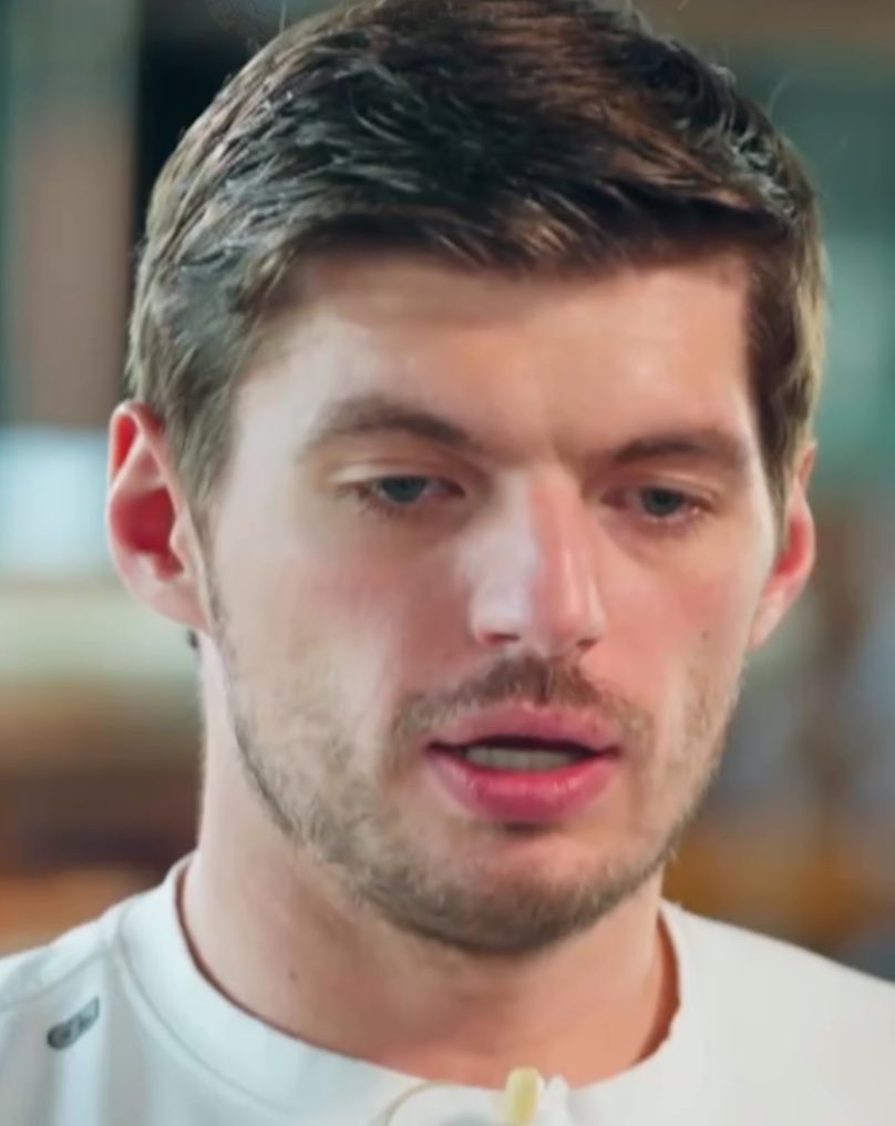 SCUDERIAFEMBOY's tweet image. max: “i think we should be happy that we were able to fight for the championship. because, first of all, we never lead it. and we got a lot of presents in the end. 

[..] that it was two points [we missed out on] in the end it doesn’t matter either. whether it’s one, a half or…