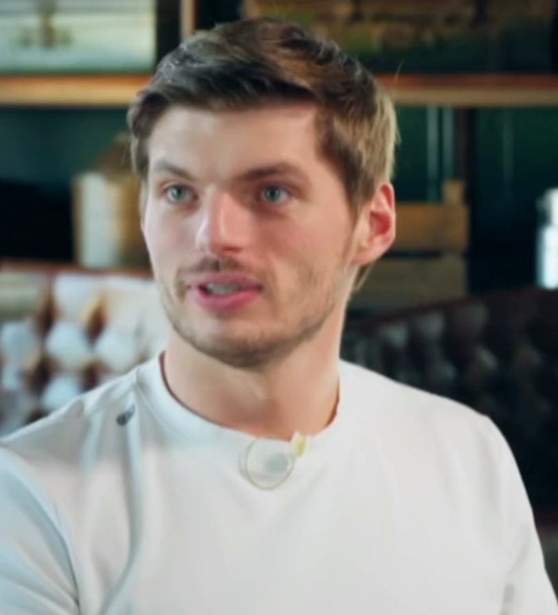 SCUDERIAFEMBOY's tweet image. max: “i think we should be happy that we were able to fight for the championship. because, first of all, we never lead it. and we got a lot of presents in the end. 

[..] that it was two points [we missed out on] in the end it doesn’t matter either. whether it’s one, a half or…