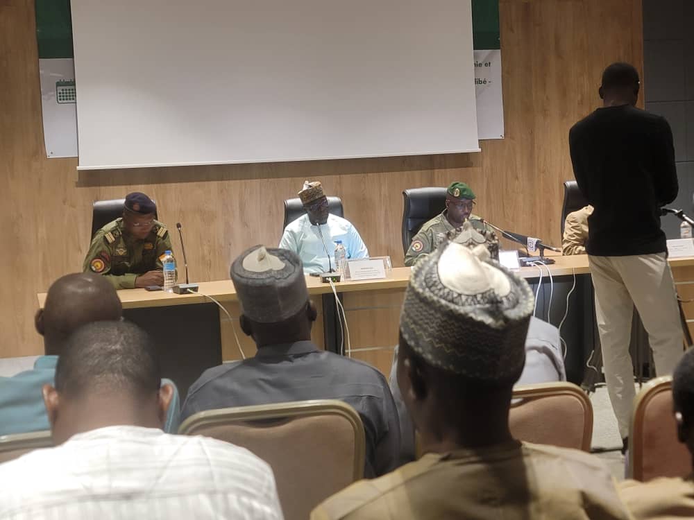 ANSI-Niger tweet media