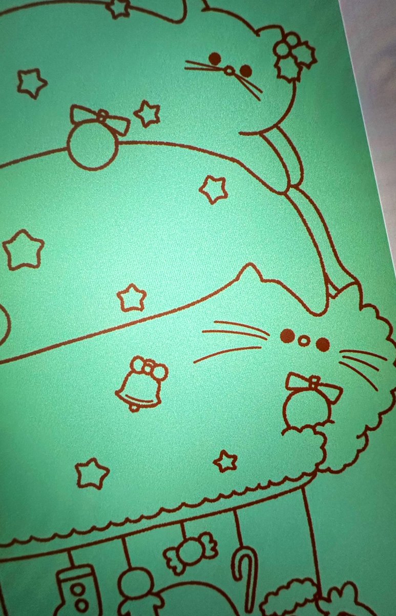 クリスマスイラストかいてる〜🎄