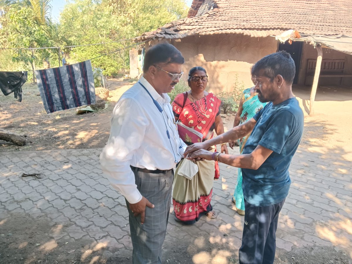 thonetrang77417's tweet image. 🇮🇳🏥
#medicalofficervisit 
#suspected #LEPROCY #CASES 
#PHCCHASVAD #netrangblock 
#health 
#aammauza 
#રક્તપિત્તનાબુદીઅભિયાન