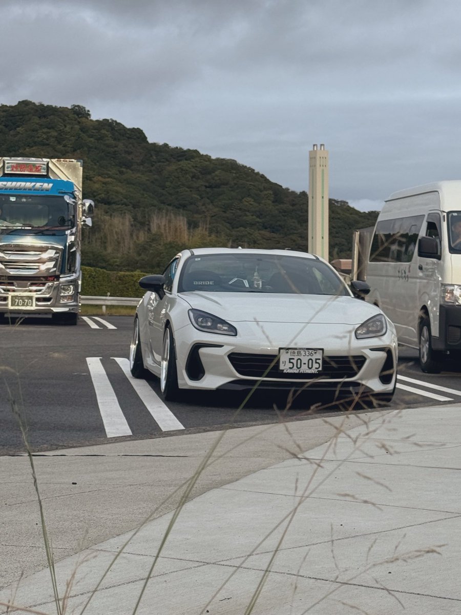 sousou3003's tweet photo. 326のバネ入れたいけど皆何キロのバネなんやろ😓ヘルパーも入れとんかな🤔
車返って来てないけど。😭 https://t.co/WVi8nPeAL4