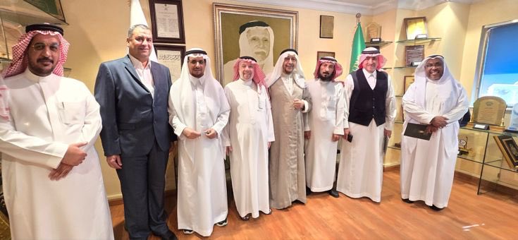 بحمد الله تم الانتهاء  من تحكيم 63 مشروعا لطلبة وطالبات 20 جامعة سعودية مقدمة لمسابقة تصميم مسجد حي سكني بنسختها الثالثة برعاية مؤسسة حسن عباس شربتلي للمشاركة المجتمعية.
المسابقة تنظمها شعبة عمارة المساجد بالجمعية السعودية لعلوم العمران، حيث تم اختيار المشاريع الفائزة وسوف يتم