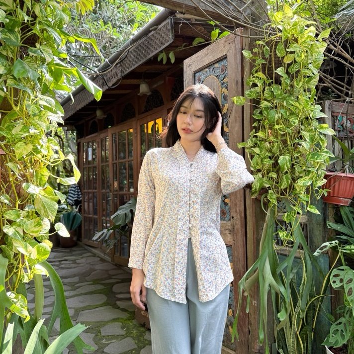 styled to stun, this top’s doing the talking 🌼