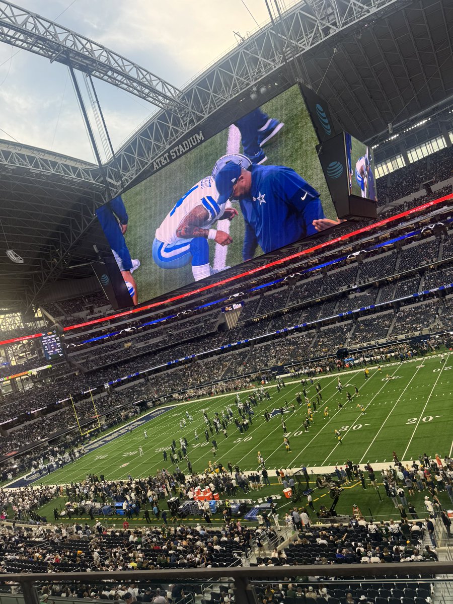 Myles Thompson tweet media