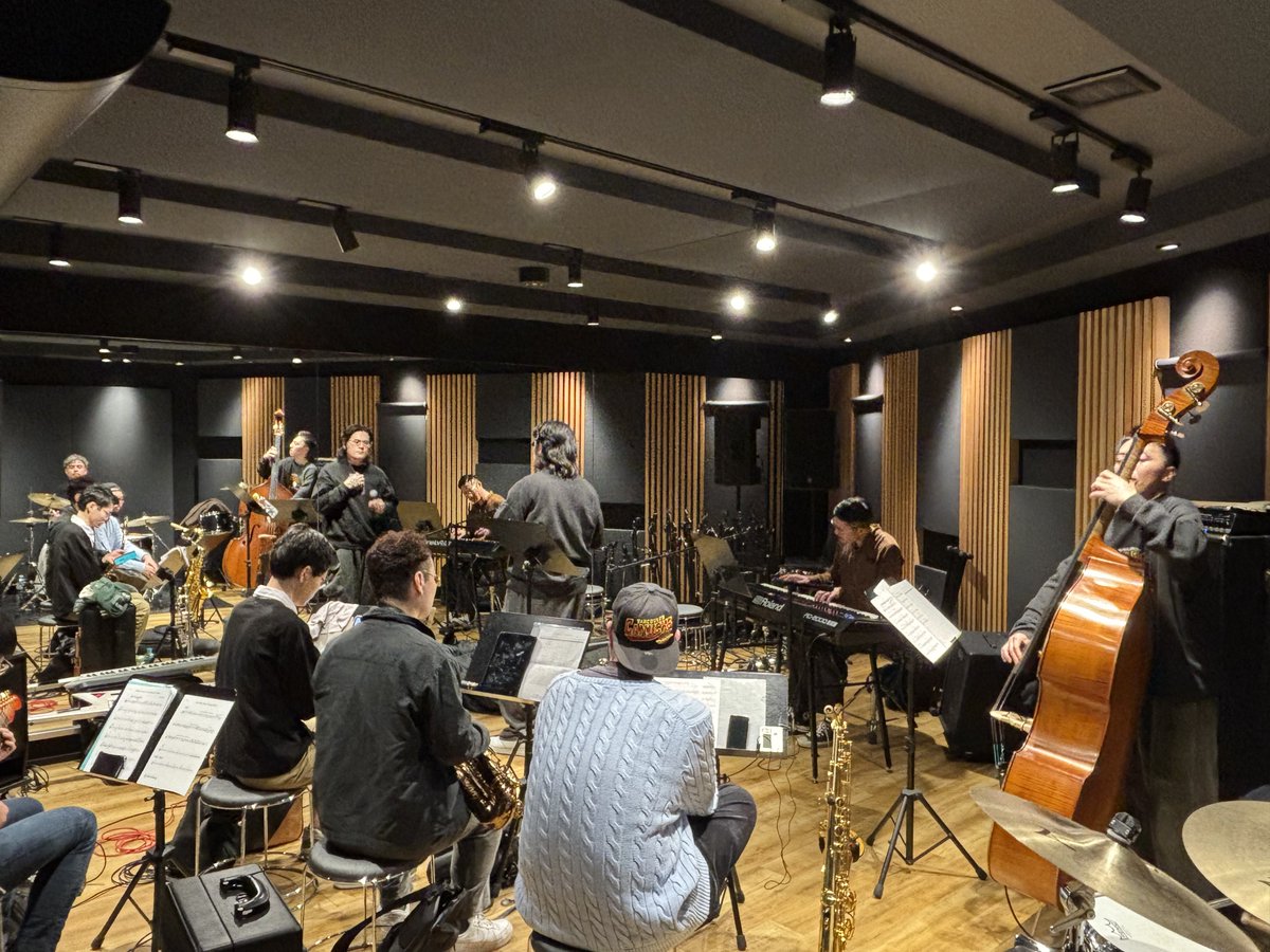 ryotakaiwastaff's tweet photo. 【🎹いよいよ明後日🎹】

今年最後のJAZZ LIFE 🎺🎷

是非ご来場をお待ちしております‼️

高岩遼 Live at COTTON CLUB (@cottonclubjapan )

"JAZZLIFE"〜「TAKAIWA」Release Live

2025 12.18 thu.

[https://t.co/lvl2jATIGZ] open 5:00pm / start 6:00pm
[https://t.co/wNVQyJV2GT] open 7:45pm / start 8:30pm

https://t.co/MV6ju8BmAB