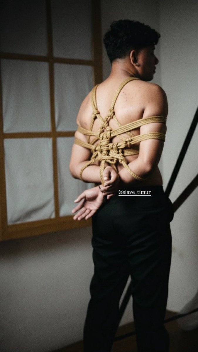 Slave Timur tweet media