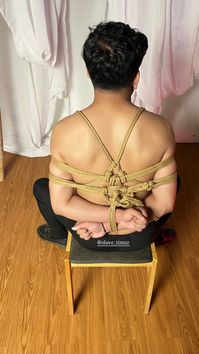 Slave Timur tweet media