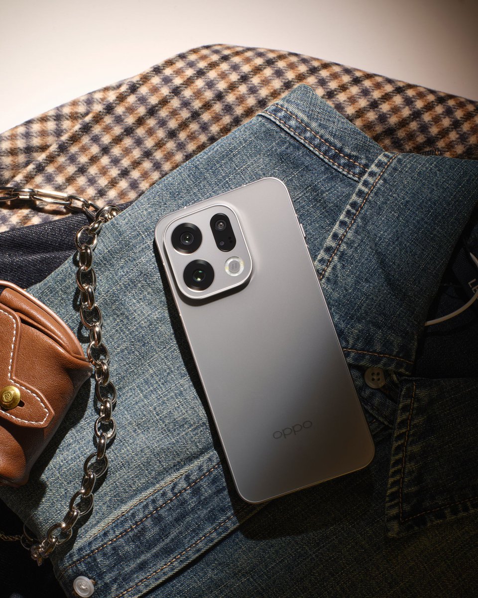 Quand ton outfit a déjà tout… et que l'#OPPOFindX9Series ajoute le reste 👌🩶

#Outfit #Christmas #Noel