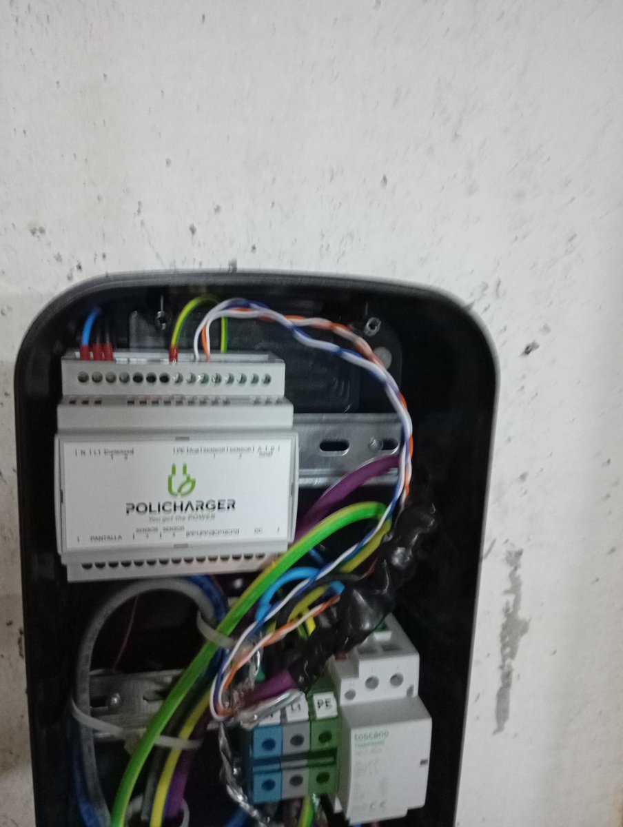 Electtroman (@electtroman_) on Twitter photo 