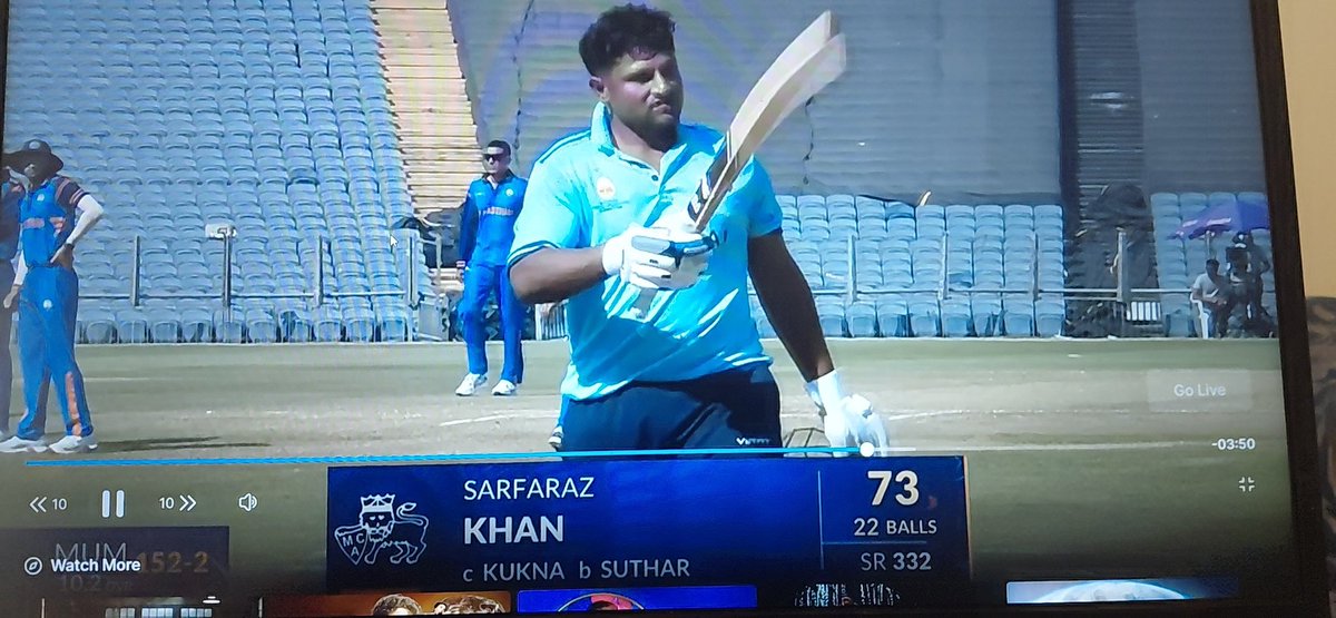 Viraj079's tweet photo. What perfect timing by Sarfaraz Khan🔥
Just 10 minutes before the IPL auction, Sarfaraz smashed 73 off just 22 balls.

What an innings, what a statement! 💥🏏
#IPL2026Auction #SMAT2025 #indiancricket #mumbai #bcci #Cricket26 https://t.co/UTTuZxOWpV