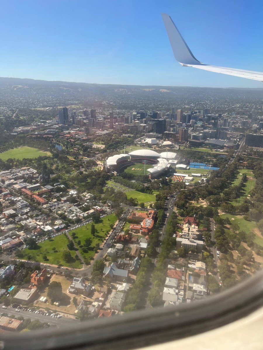 ericgraves7's tweet image. Great pic that Eli captured as we came into Adelaide 🏏🏴󠁧󠁢󠁥󠁮󠁧󠁿