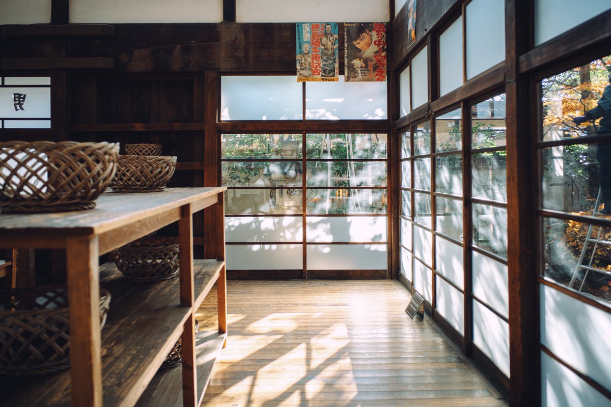 天気も良いしレンズも買ったし、ということで江戸東京たてもの園に行きました。いつ来ても楽しいところ。