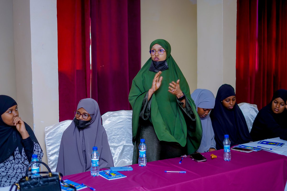 NoFYLSOM's tweet photo. Strengthening collaboration is key to building a powerful movement to end female genital mutilation (FGM).

Recently in 📍Mogadishu, we held a 1-day training with partners, religious &amp; community leaders to advance community-led abandonment of #FGM, w/ support from @UNFPA_SOMALIA. https://t.co/oQ34ghPAdI