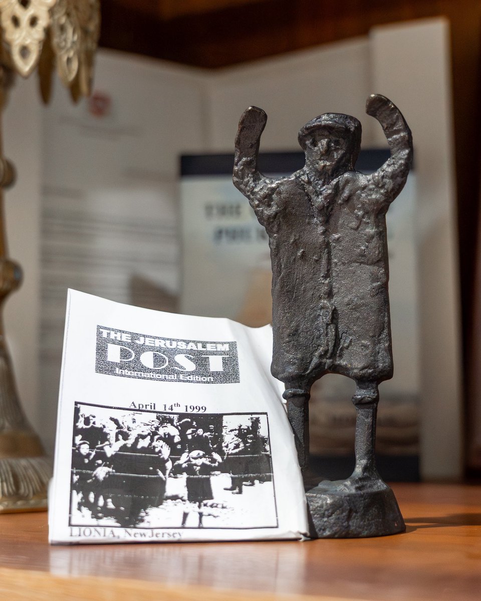 This morning, the state of South Australia received something deeply moving from Holocaust survivor, Andrew Steiner.

It’s a handmade statue of Andrew with a note saying: 

“On the 16th of October 1944, as an 11 year old boy, I was standing with my hands raised waiting to be