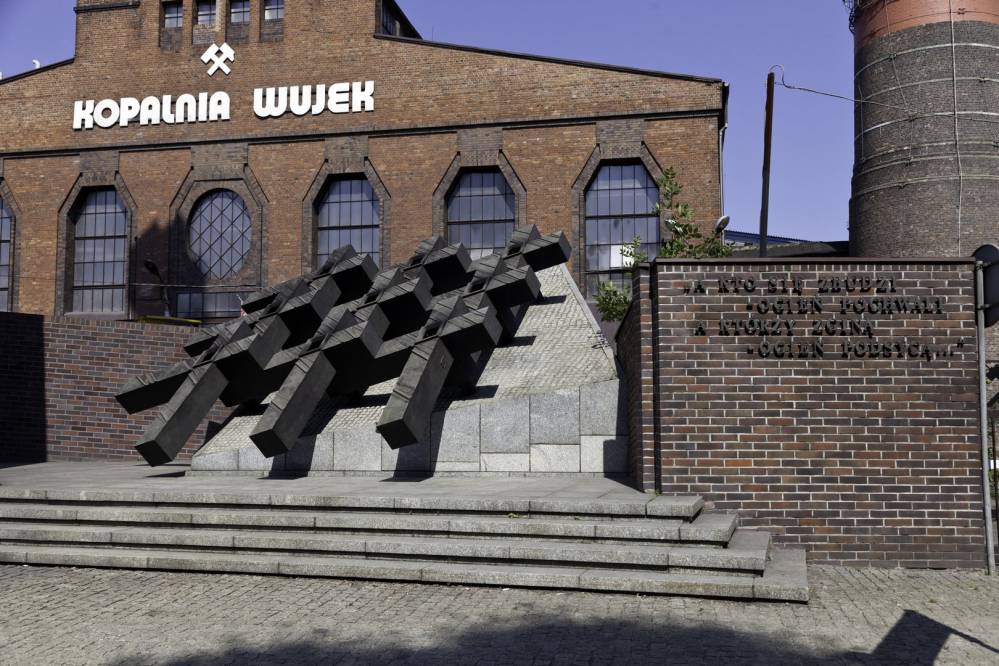 Józef Czekalski (48 lat)

Krzysztof Giza (24 lata)

Joachim Gnida (28 lat)

Ryszard Gzik (35 lat)

Bogusław Kopczak (28 lat)

Andrzej Pełka (19 lat)

Jan Stawisiński (21 lat)

Zbigniew Wilk (30 lat)

Zenon Zając (22 lata)