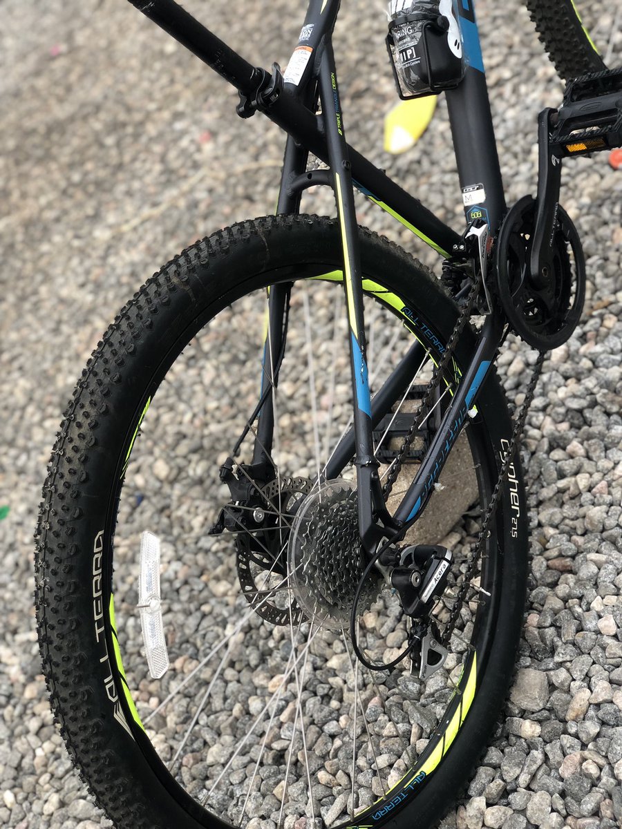 GT AGGRESSOR PRO 27.5”
👉Large frame 
👉Cable disc brakes
👉Stainless chrome spokes
👉8 gears 
👉Ghc 4K
☎️0243989470
<a href="/gyaigyimii/">KALYJAY</a>