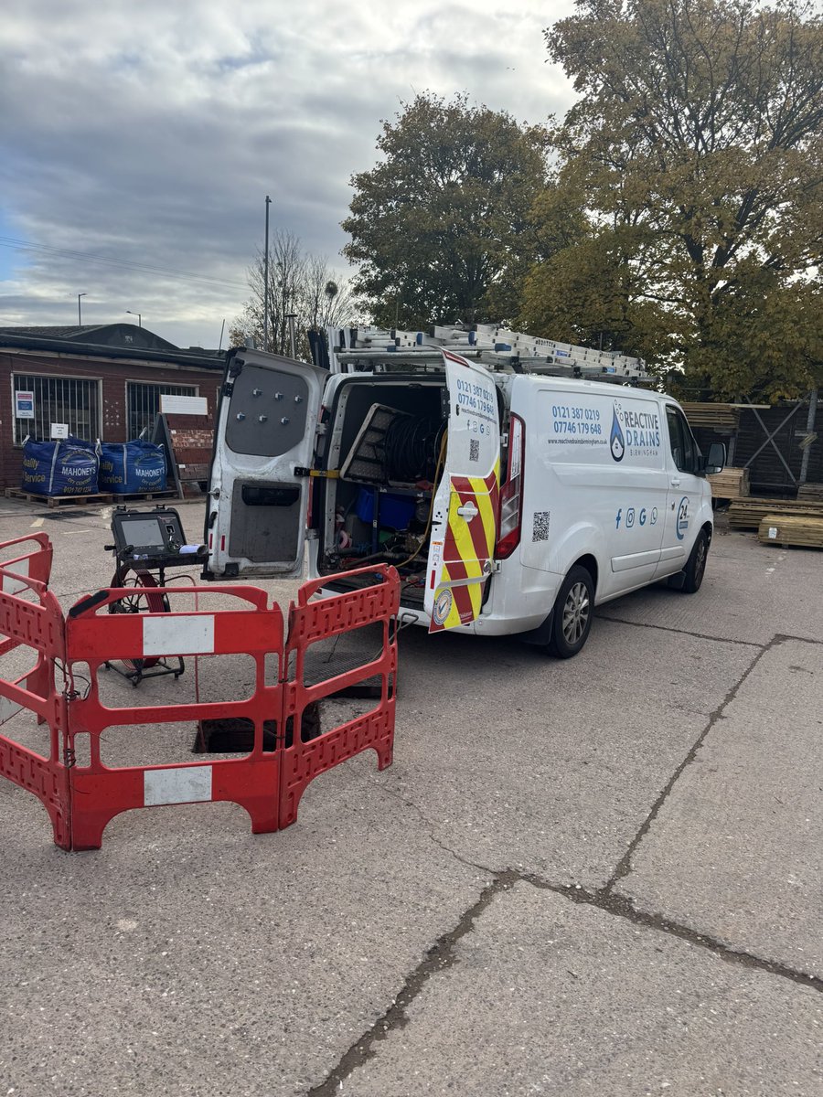 ReactiveDrains's tweet photo. Reactive Drains Birmingham delivers expert drainage services throughout Birmingham. Specializing in drain repair, we ensure your systems function optimally. From blocked toilets to CCTV drainage surveys and guttering, rely on us for swift solutions. #blockeddrains #drains https://t.co/C0b3Pvgkt8