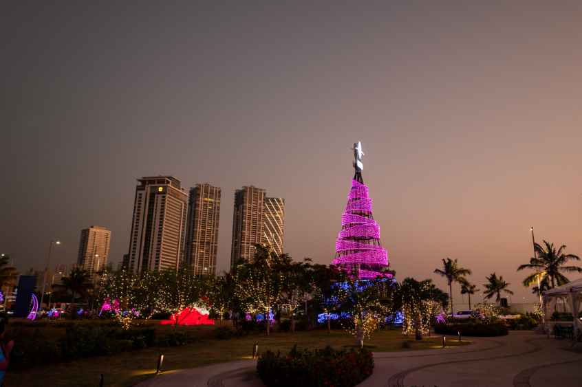 lbnbusinessnews's tweet image. Port City Colombo lights the season with hope and unity: joins western province’s ‘lights of hope’ amid national recovery
#PortCityColombo #lightsofhope

Read the full story in the comments section