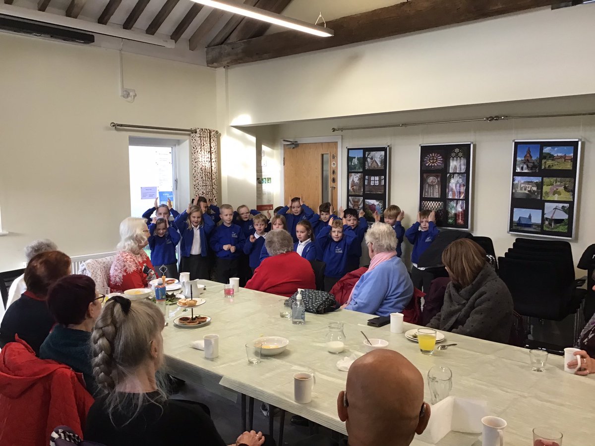 A lovely day today where we had another opportunity to shine. ✨ The children sang some of their favourite songs from our production, to the Snow Angels at the Mews.